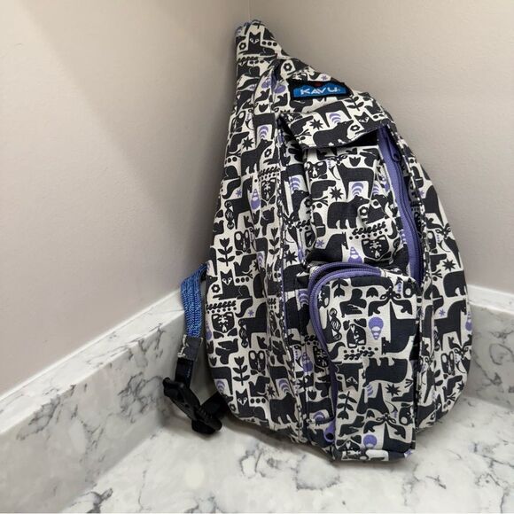 KAVU Monochrome cozy critters Sling rope Bag with Purple Highlights - Picture 1 of 10